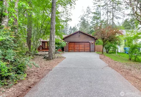 13810 Sandy Point West NW, Gig Harbor, WA 98329