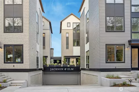 116 A 2nd St S, Kirkland, WA 98033