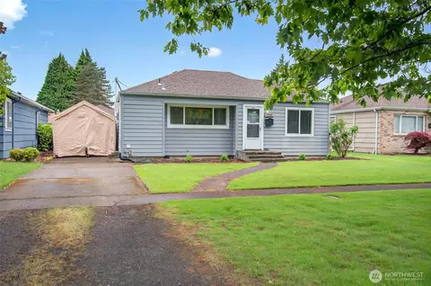 2938 Louisiana St, Longview, WA 98632