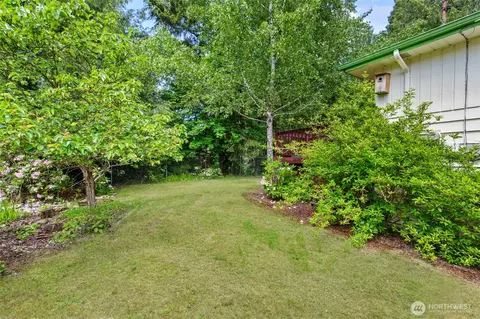 Exterior - 17543 7th Ave NE, Shoreline, WA 98155 photo 10 of 10