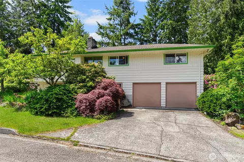 17543 7th Ave NE, Shoreline, WA 98155
