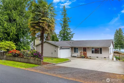 10018 Overlook Dr NW, Olympia, WA 98502