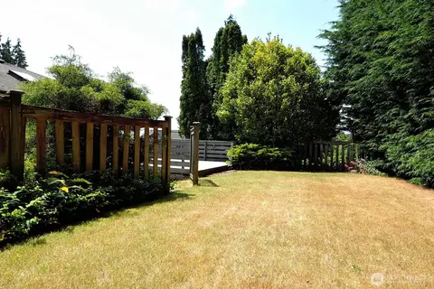 2116 N 86th St, Seattle, WA 98103 photo 25