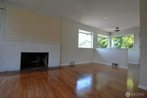 2116 N 86th St, Seattle, WA 98103 photo 6