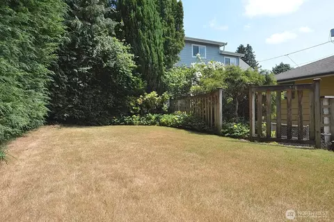 2116 N 86th St, Seattle, WA 98103 photo 23