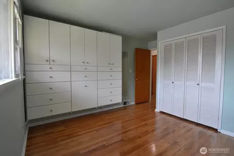 2116 N 86th St, Seattle, WA 98103 photo 13