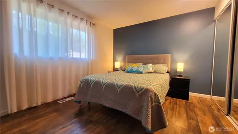 Bedroom - 2729 112th Pl SE, Everett, WA 98208 photo 1 of 6