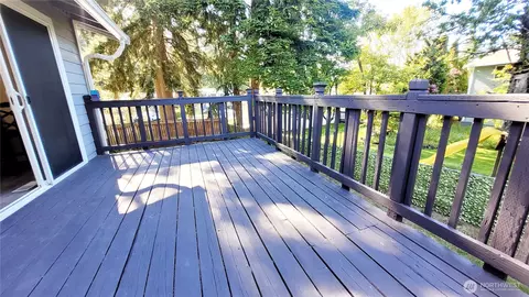 Exterior - 2729 112th Pl SE, Everett, WA 98208 photo 3 of 9