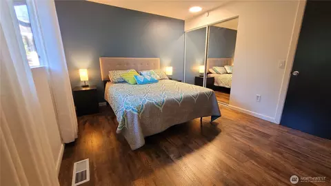 Bedroom - 2729 112th Pl SE, Everett, WA 98208 photo 2 of 6