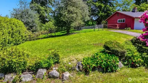 24 Nn 77th Pl, Edmonds, WA 98026