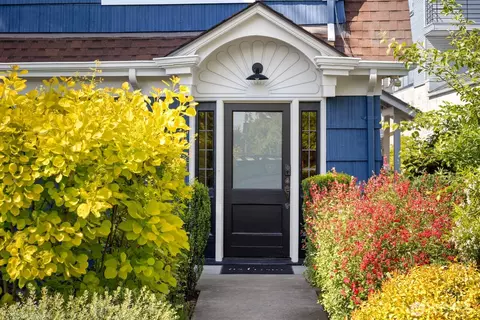 Exterior - 116 Edgar St, Seattle, WA 98102 photo 3 of 4