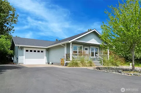 216 Seashore St SW, Ocean Shores, WA 98569