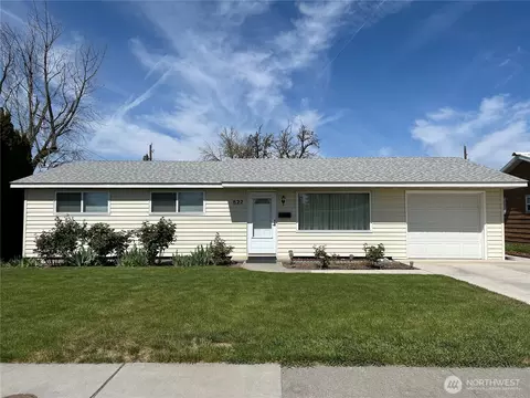 822 S Evergreen Dr, Moses Lake, WA 98837