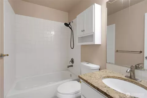 Bath - 15127 148th Avenue Ct E, Orting, WA 98360 photo 3 of 3