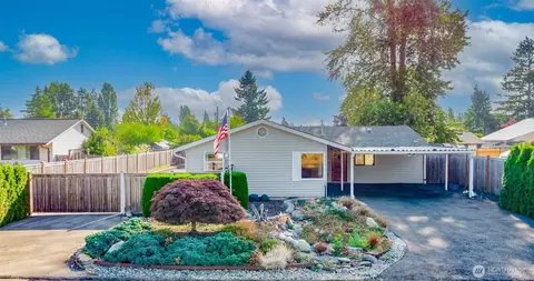 16958 121 Ave SE, Renton, WA 98058