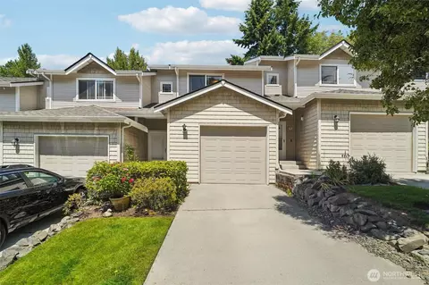 2419 S Meridian #B8, Puyallup, WA 98373