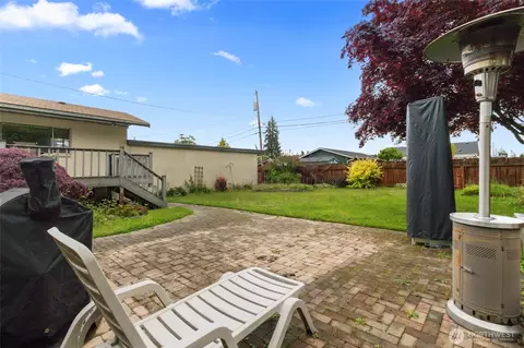 Exterior - 5117 Delaware Ave, Everett, WA 98203 photo 8 of 9
