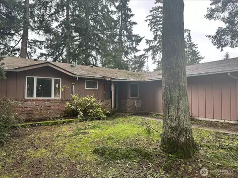 5015 NE 1st St, Renton, WA 98059