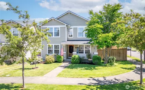 1412 Montgomery St, Dupont, WA 98327