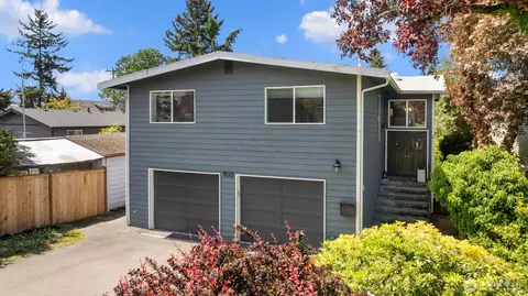 9011 Latona Ave NE, Seattle, WA 98115
