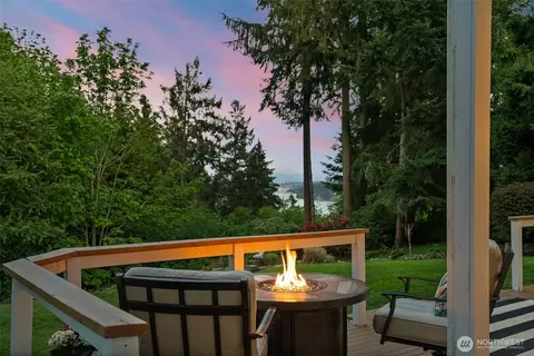 2208 90th Street Ct NW, Gig Harbor, WA 98332
