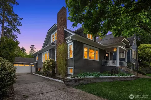 2217 E Louisa St, Seattle, WA 98112