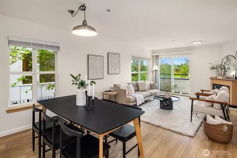 9057 Greenwood Ave N #201, Seattle, WA 98103