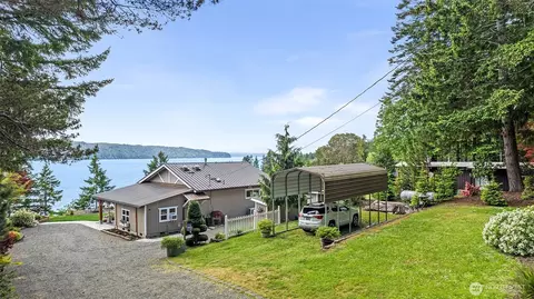 91 N Terrace Rd, Hoodsport, WA 98548