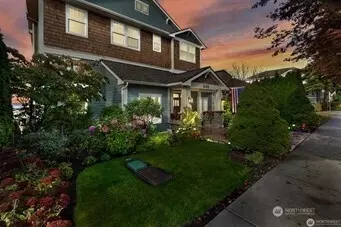 2106 Grand #101, Everett, WA 98201