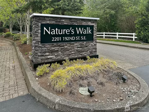 2201 192nd St SE #R105, Bothell, WA 98012