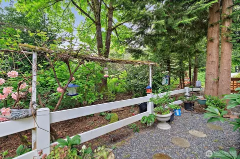 Exterior - 2201 192nd St SE #R105, Bothell, WA 98012 photo 2 of 11
