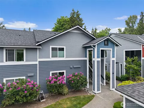 Exterior - 2201 192nd St SE #R105, Bothell, WA 98012 photo 9 of 11