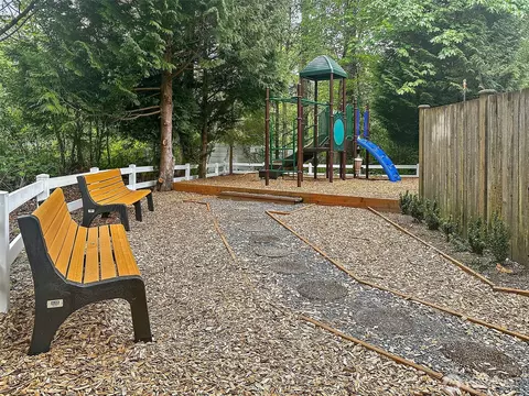 Exterior - 2201 192nd St SE #R105, Bothell, WA 98012 photo 11 of 11