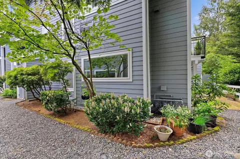 Exterior - 2201 192nd St SE #R105, Bothell, WA 98012 photo 3 of 11