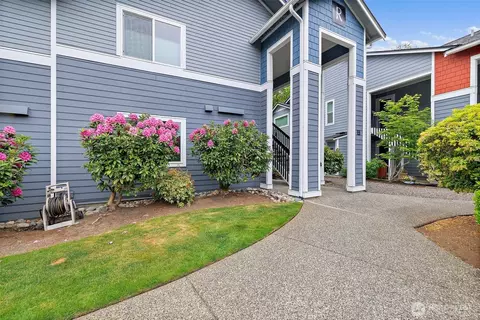 Exterior - 2201 192nd St SE #R105, Bothell, WA 98012 photo 6 of 11
