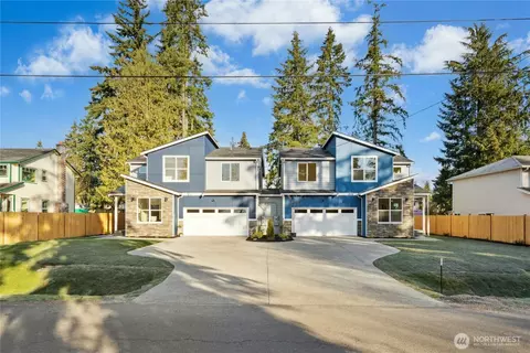 121 120th St SE #B, Everett, WA 98208