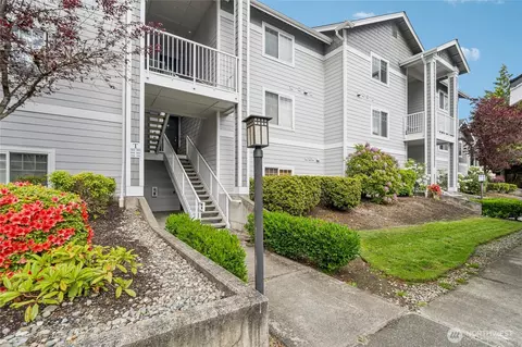15150 140th Way SE #T304, Renton, WA 98058