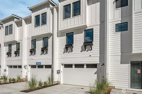 12119 127th Avenue Ct E #94, Puyallup, WA 98374
