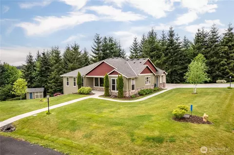 15 Cabana Dr, Silverlake, WA 98645