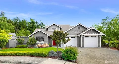 3813 Rock Ridge Pkwy, Anacortes, WA 98221