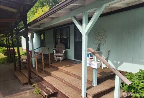 1712 NE Mcwilliams Rd, Bremerton, WA 98311