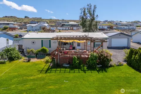 6871 SE Belmont St, Othello, WA 99344