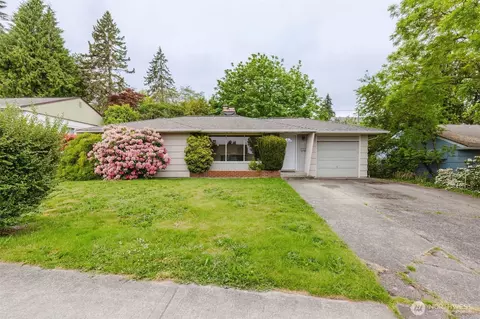 2409 Veldee Ave, Bremerton, WA 98312