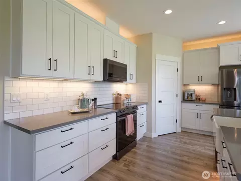 237 Bear Creek Ln, Winlock, WA 98596 photo 8