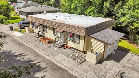 950 954 Cedar St, Blaine, WA 98230
