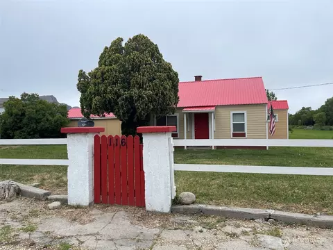 116 Main St, Riverside, WA 98849