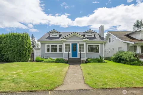 2828 Sunset Dr, Bellingham, WA 98225