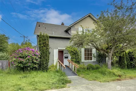 4604 SW Lander St, Seattle, WA 98116