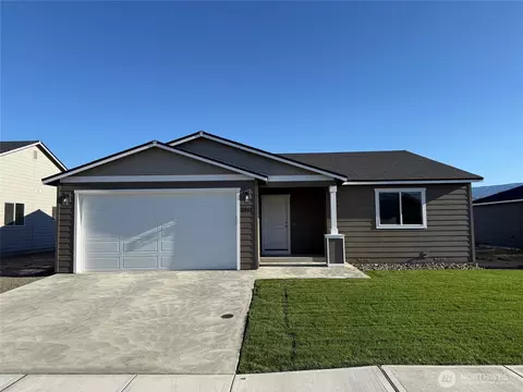 2414 Noah St SE, East Wenatchee, WA 98802