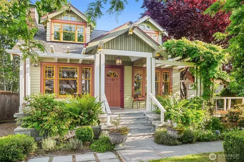 642 Elm St, Edmonds, WA 98020
